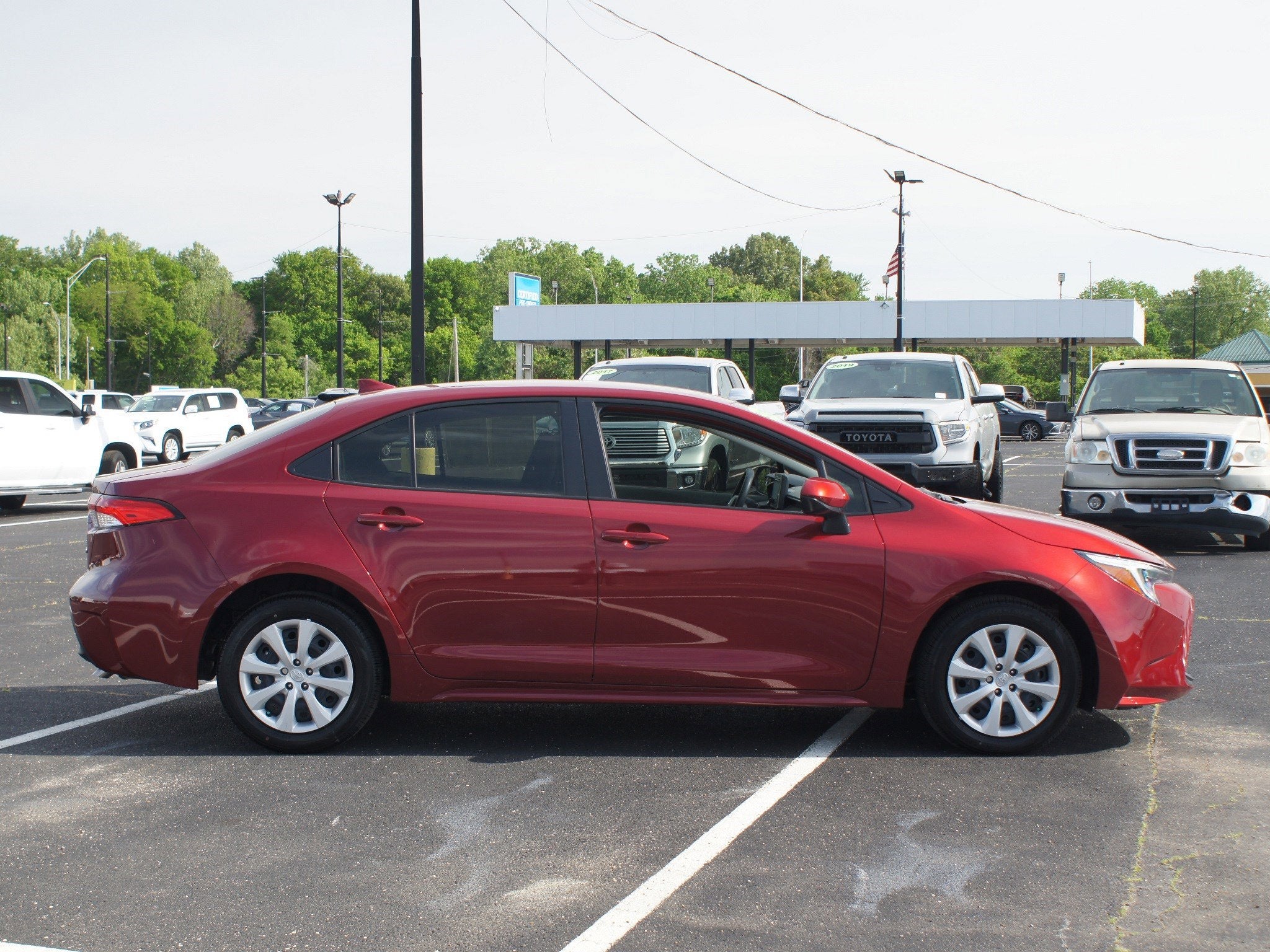 2025 Toyota Corolla Hybrid LE