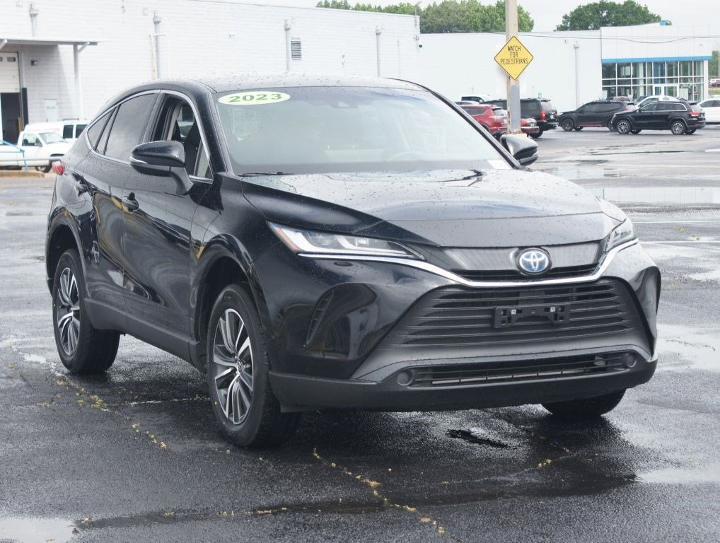 2023 Toyota Venza LE