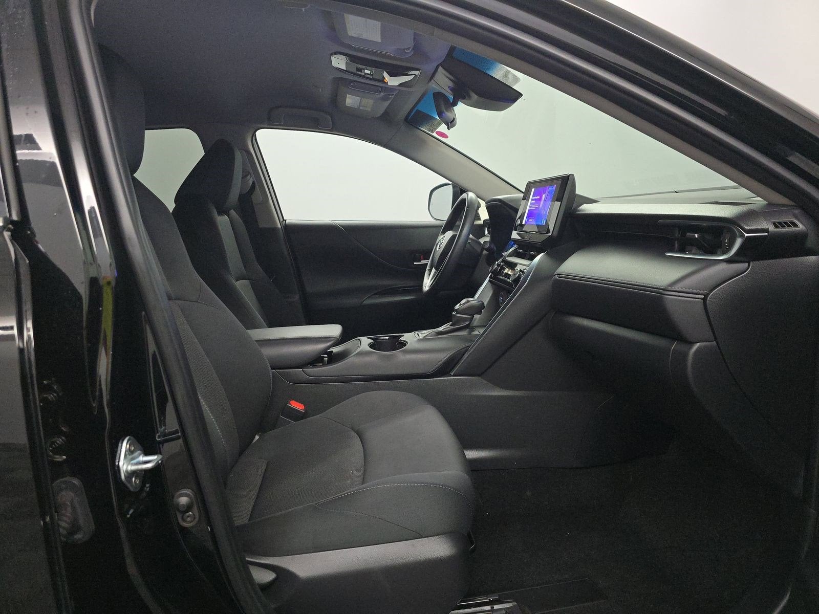 2023 Toyota Venza LE