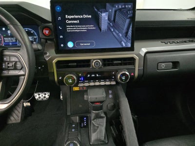 2023 Toyota Venza LE