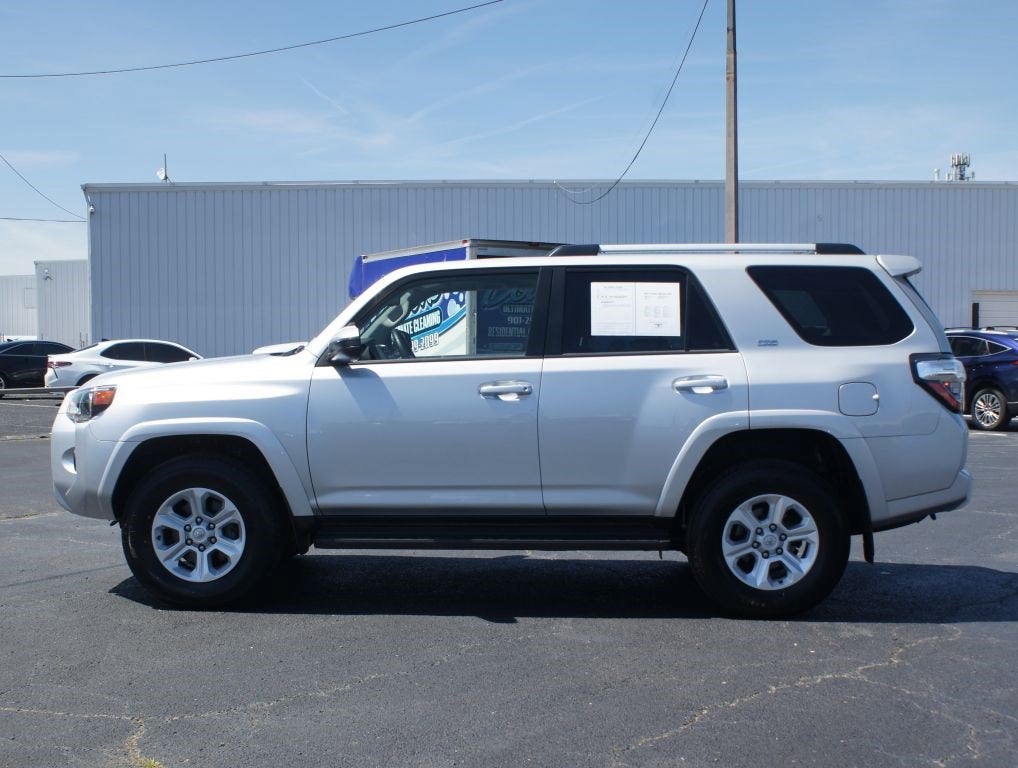 2024 Toyota 4Runner SR5