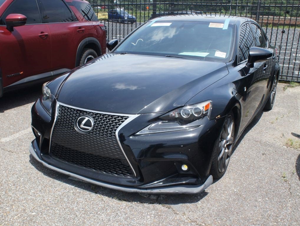 2016 Lexus IS 350 200t's photo