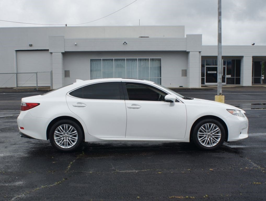 2015 Lexus ES 350 Crafted Line