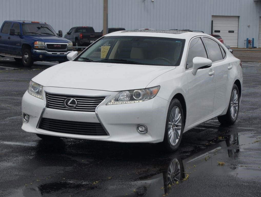 2015 Lexus ES 350 Crafted Line