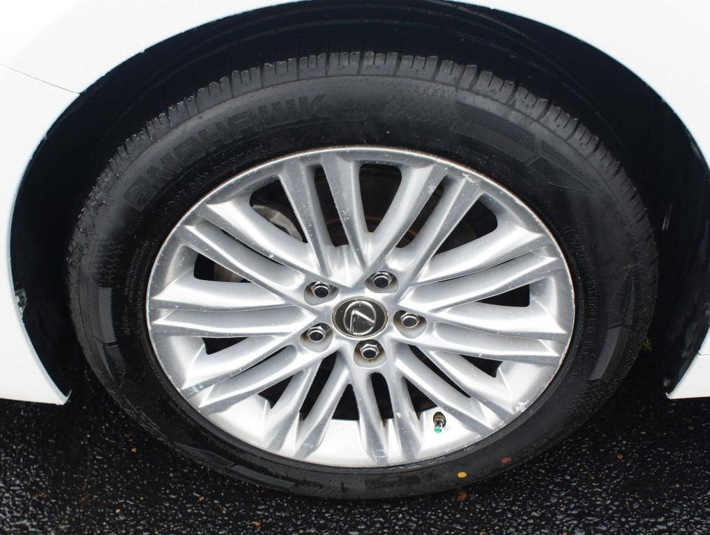 2015 Lexus ES 350 Crafted Line