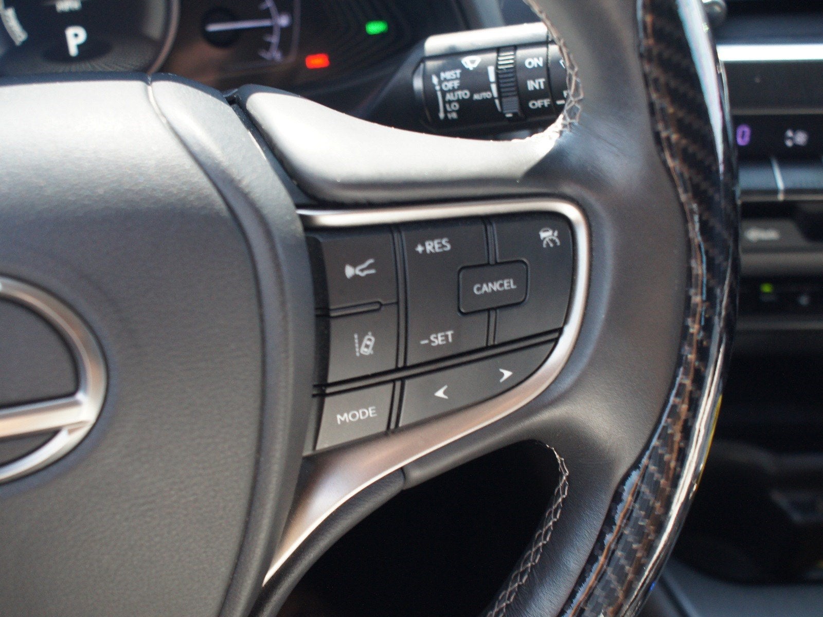 2019 Lexus UX 250h Luxury
