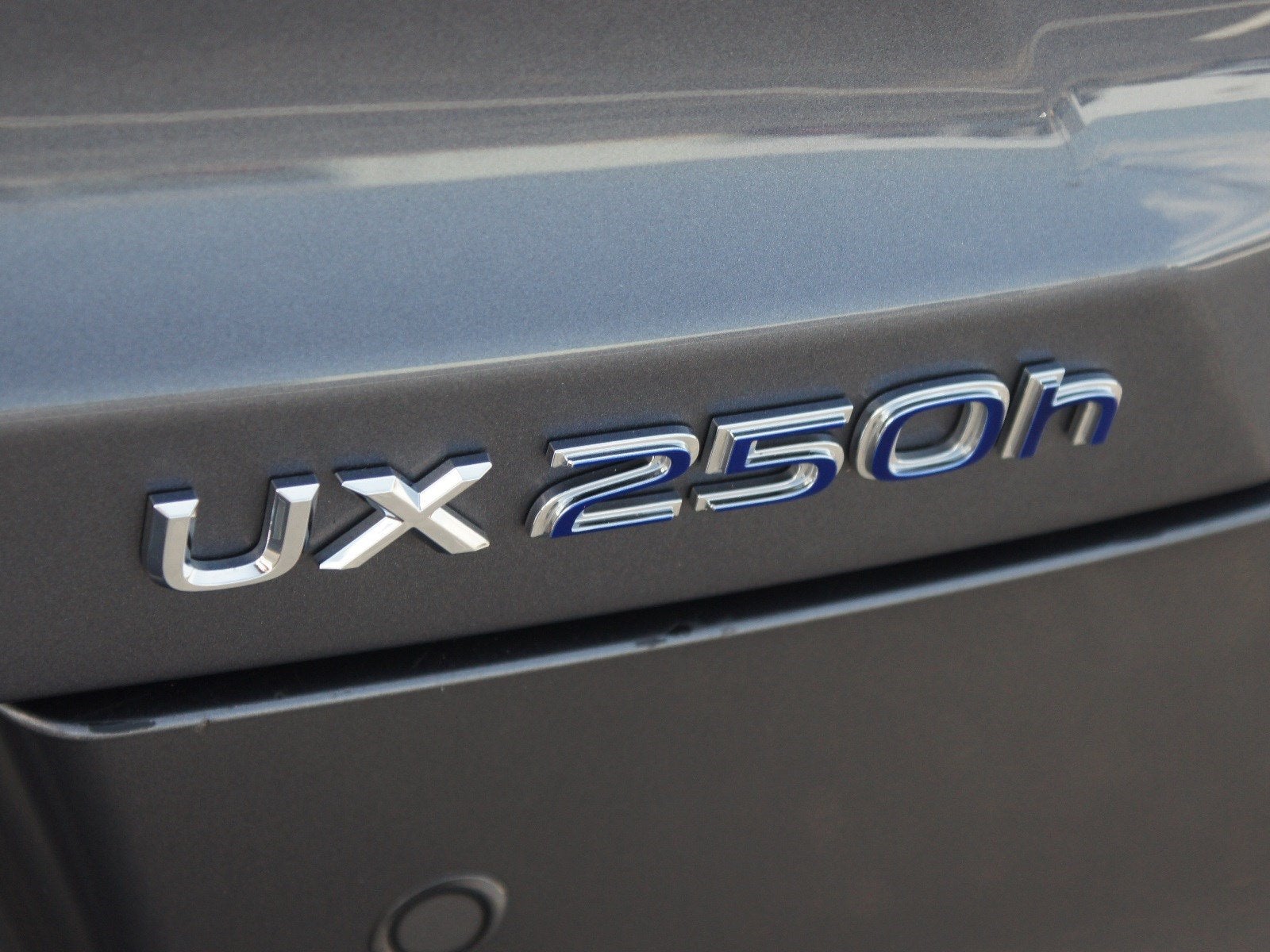 2019 Lexus UX 250h Luxury