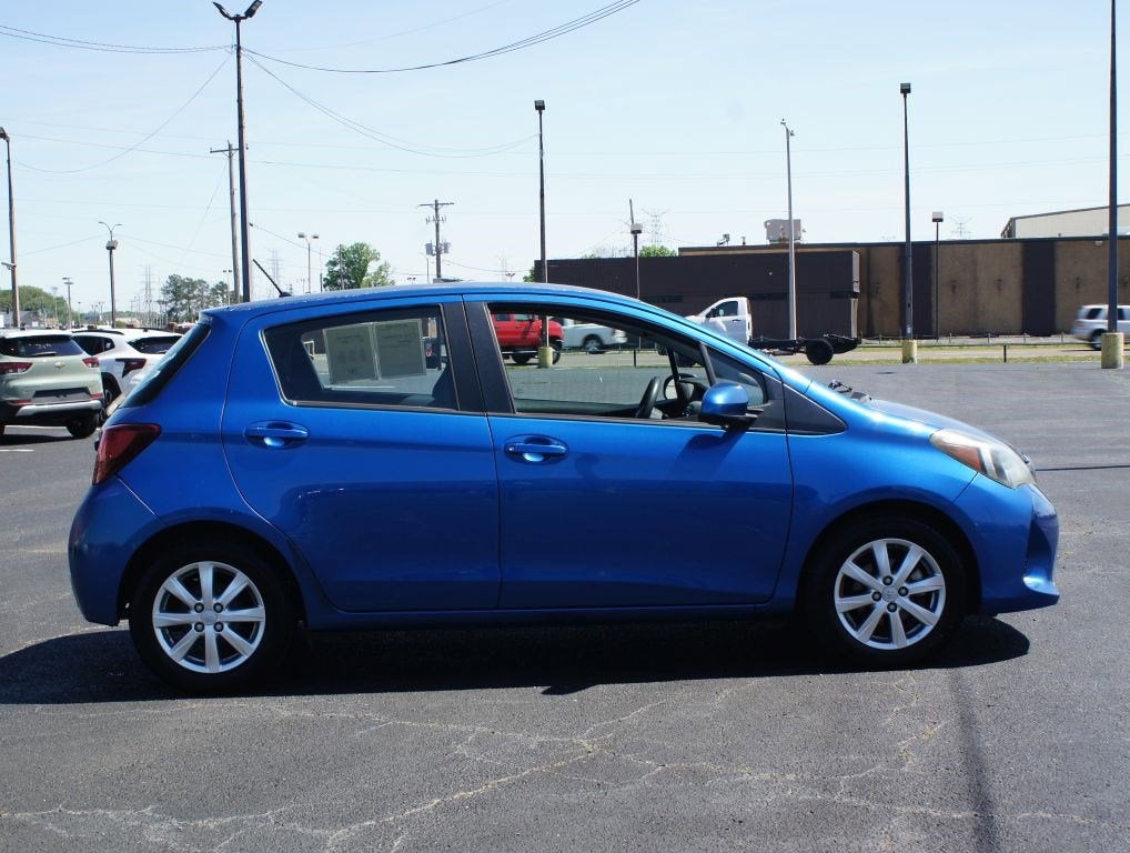 2015 Toyota Yaris SE