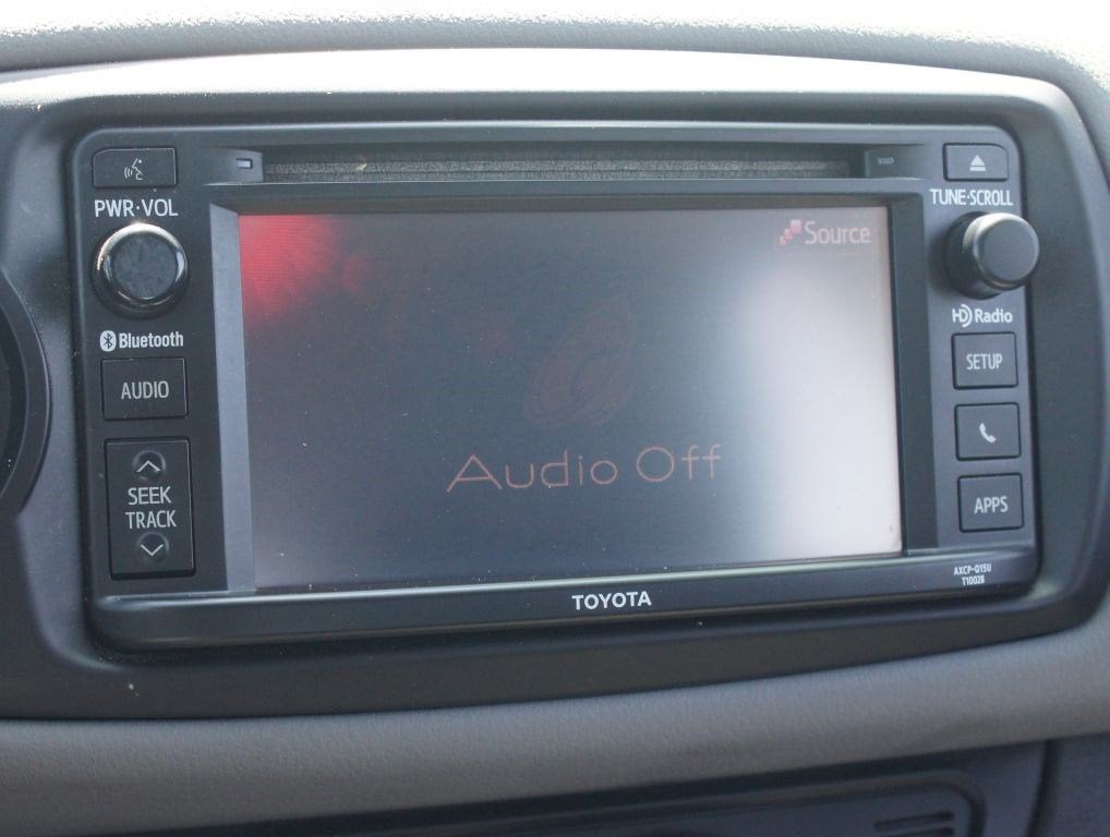 2015 Toyota Yaris SE