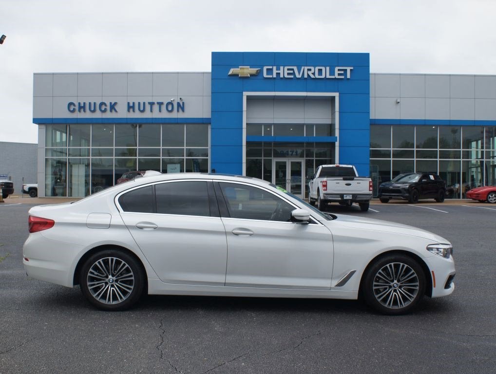 2020 BMW 5 Series 530i Sedan's photo