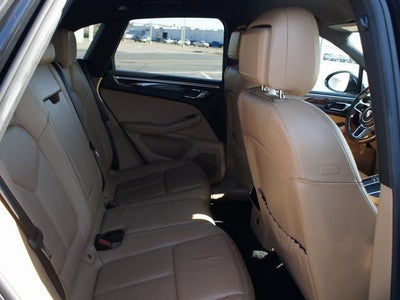 2017 Porsche Macan NA