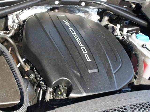 2017 Porsche Macan NA