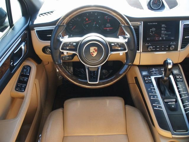 2017 Porsche Macan NA